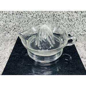 Hazel Atlas CrissCross Clear Glass Citrus Juicer 6" Vintage Reamer Kitchenware